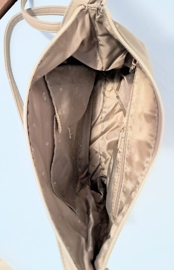 Borsa beige impermeabile