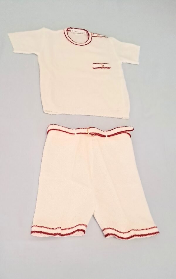 Completino bianco con righe rosse