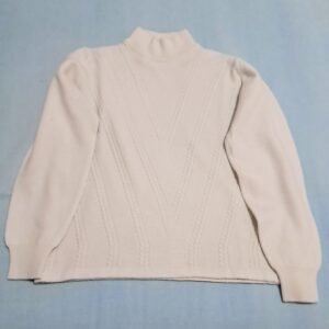 Lupetto color panna con trecce a "V"